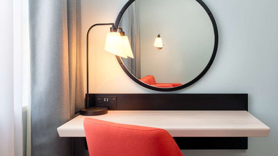 Hyatt Place London City East Room