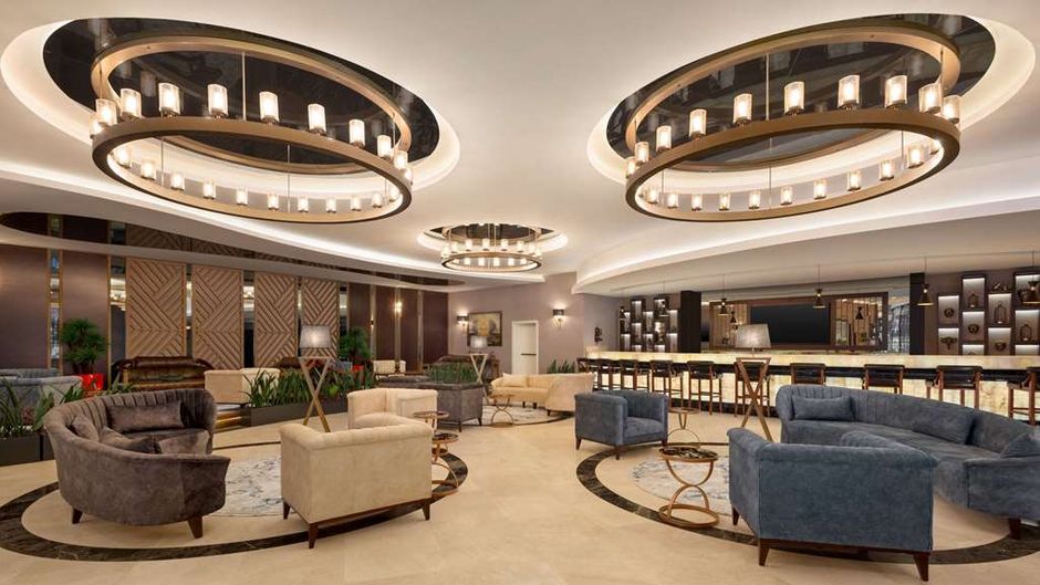 Days Hotel by Wyndham Istanbul Maltepe Lobby