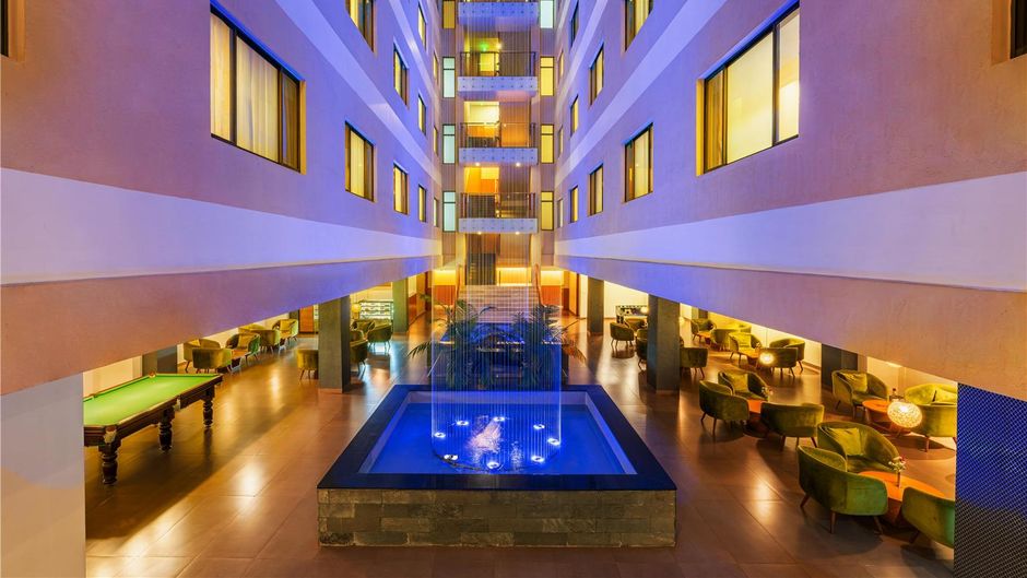 Classic Grande Imphal, Radisson Individ. Lobby