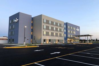 Microtel Inn & Suites by Wyndham