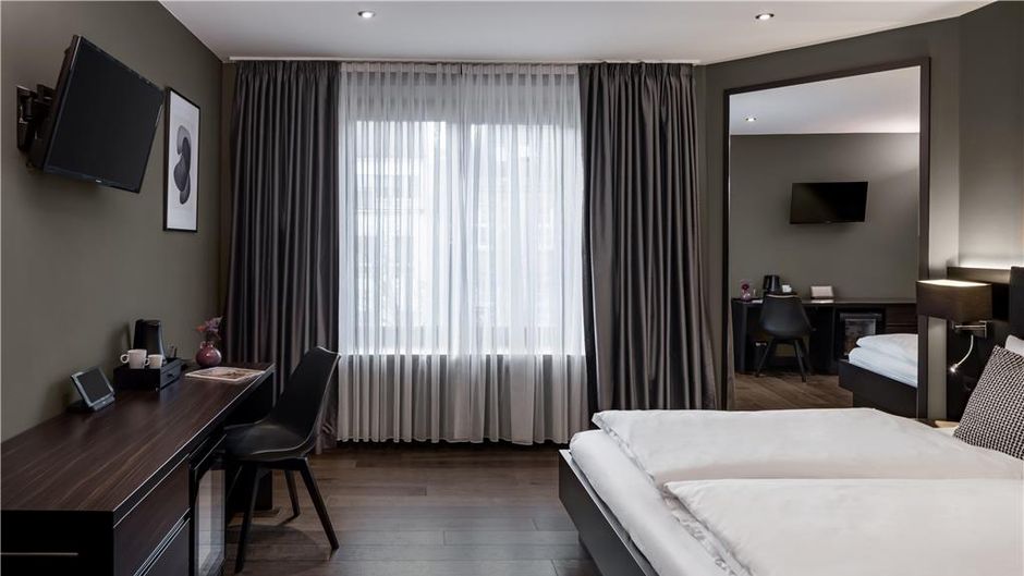 Hotel Duesseldorf Mitte Room