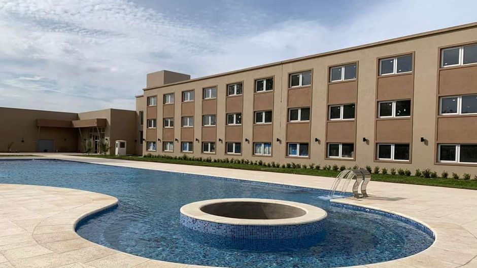 Days Inn by Wyndham Zarate Pool