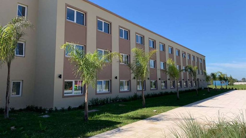 Days Inn by Wyndham Zarate Exterior