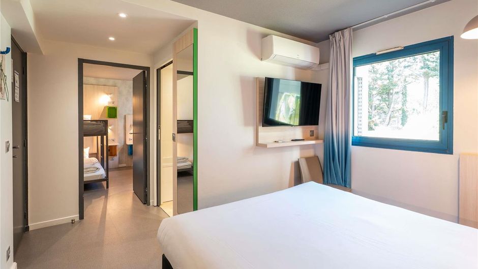 greet Hotel Bordeaux Aeroport Room