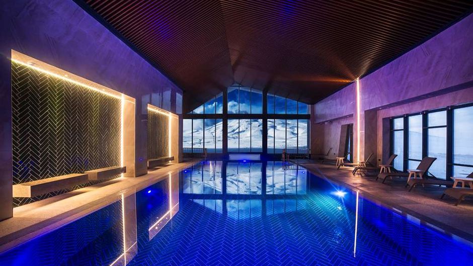 Radisson Blu Hotel, Mount Erciyes Pool