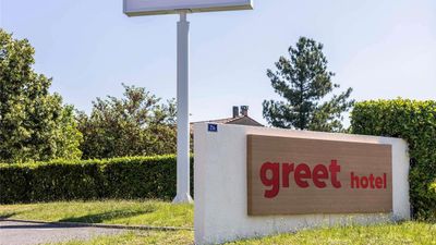 Greet Hotel Castres Saix