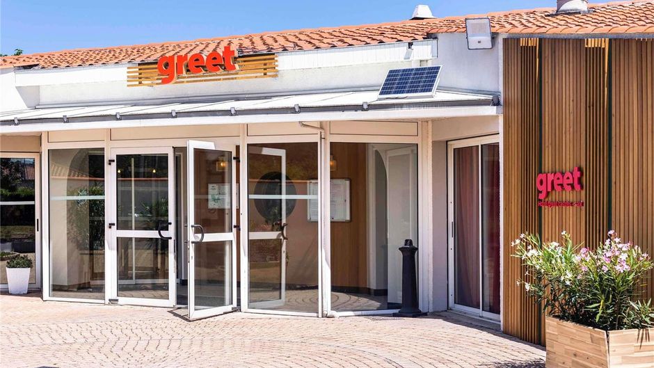 Greet Hotel Castres Saix Exterior