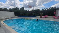 Greet Hotel Castres Saix