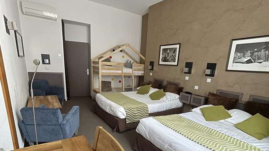 Hotel des Princes Room