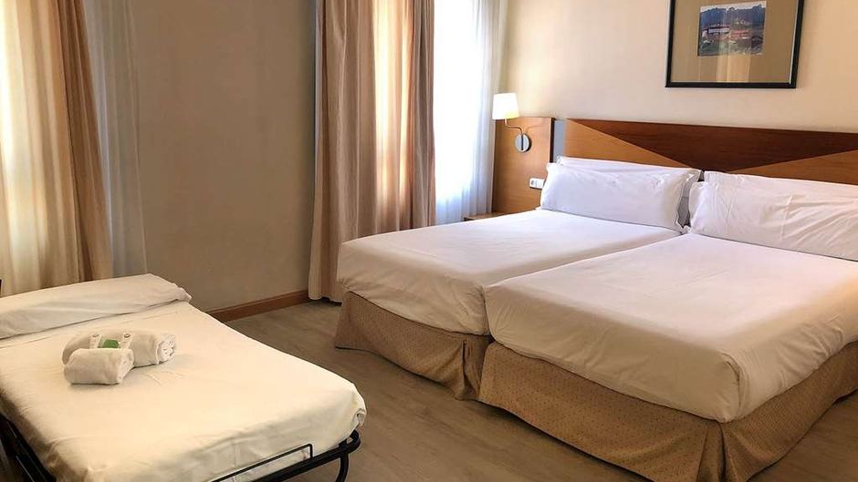 Hotel OCA Villa De Aviles Room