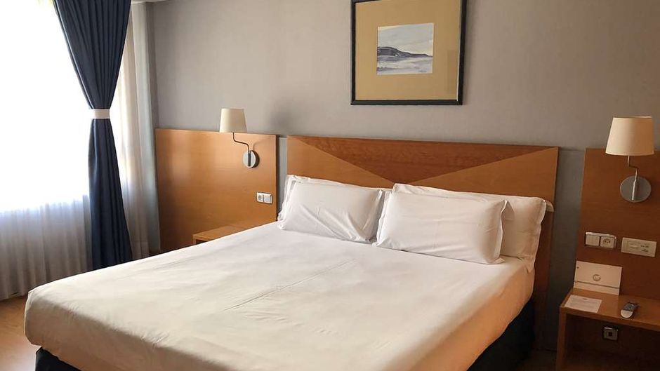 Hotel OCA Villa De Aviles Room