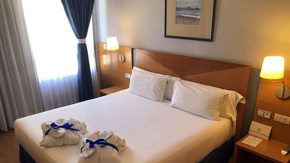 Hotel OCA Villa De Aviles Room