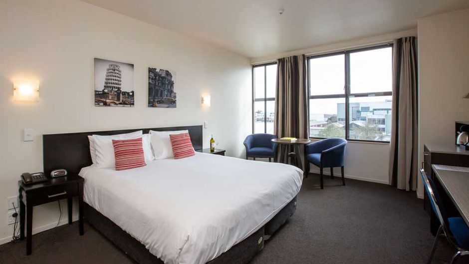 Distinction New Plymouth Hotel Suite