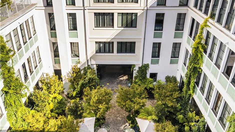 Le Grand Quartier Exterior