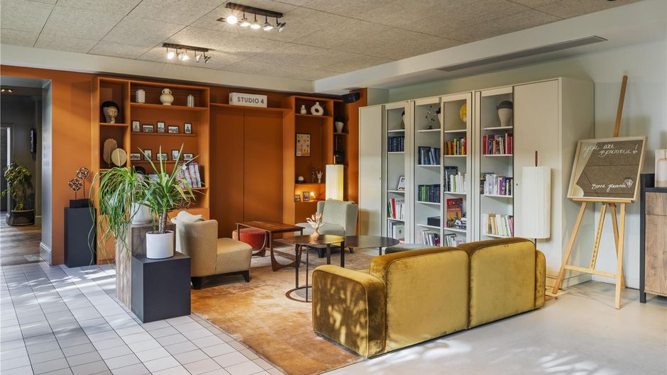 Le Grand Quartier Lobby