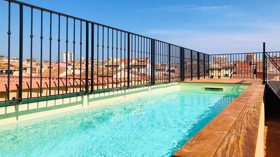 L'Eautel Toulon Pool