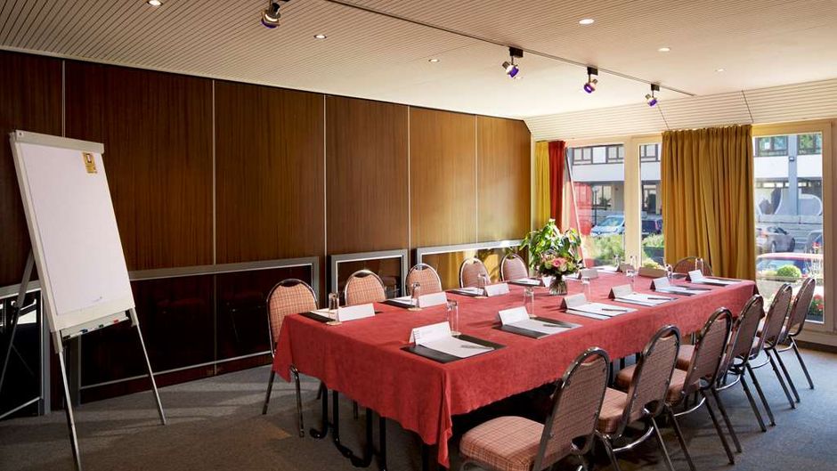 Parc Plaza Hotel Meeting