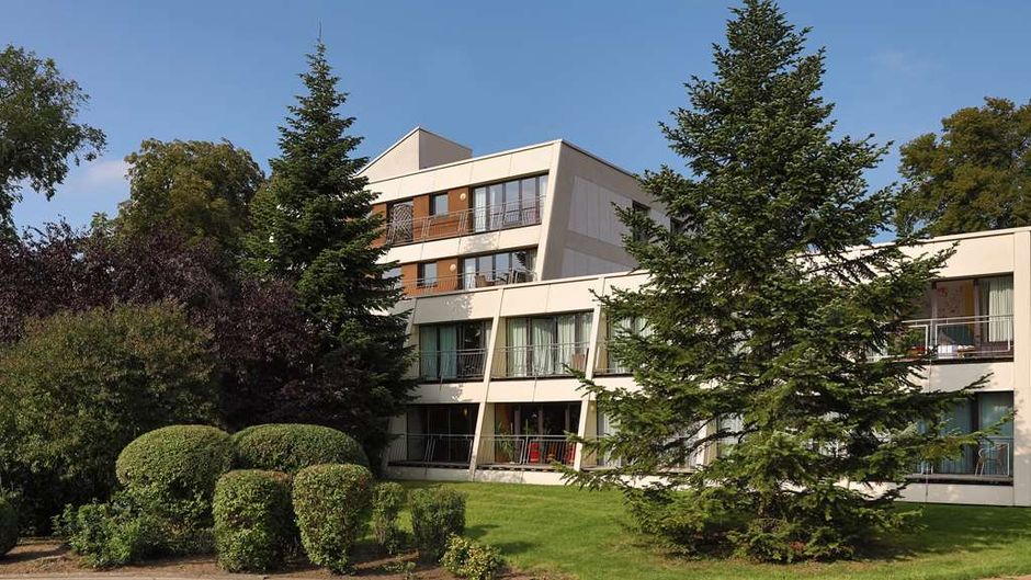 Parc Plaza Hotel Exterior