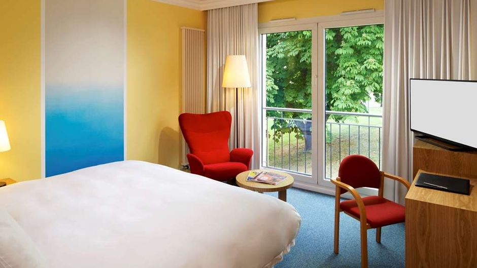 Parc Plaza Hotel Room