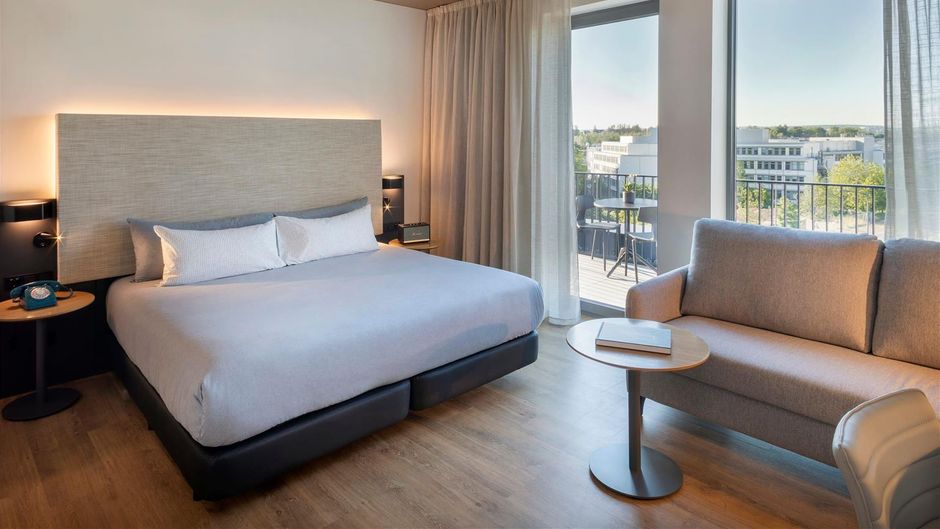 Innside Luxembourg Room