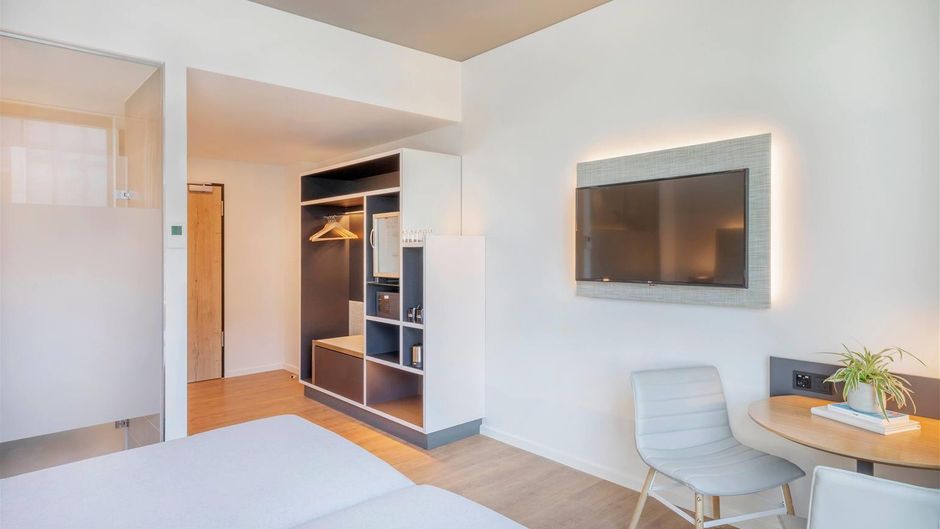 Innside Luxembourg Room