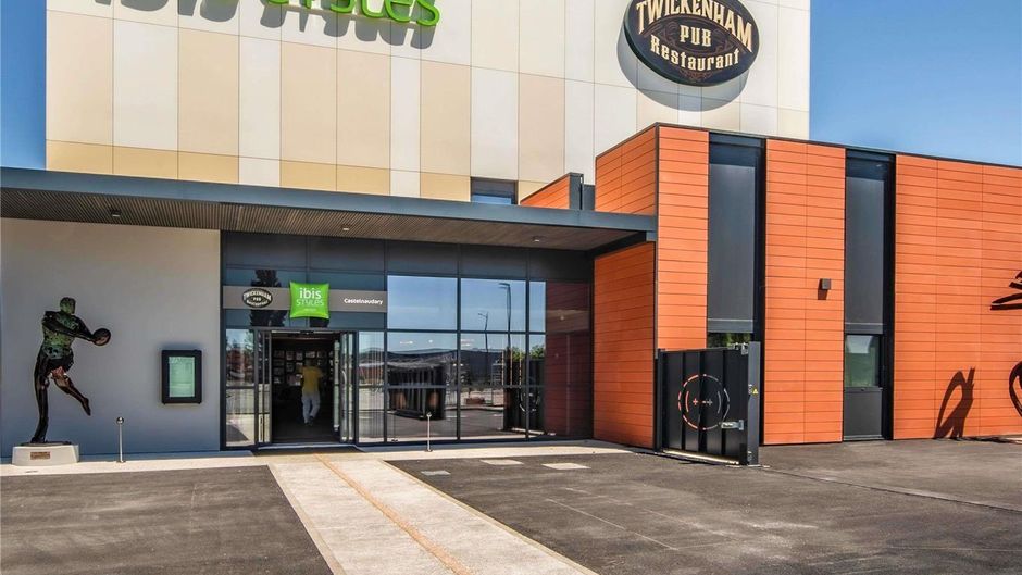 Ibis Styles Castelnaudary Exterior