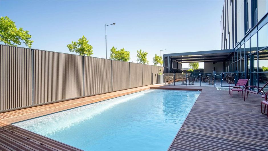 Ibis Styles Castelnaudary Pool