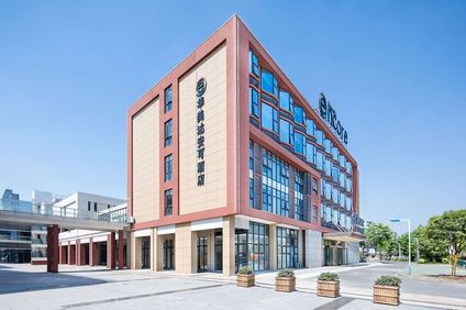 Ramada Encore by Wyndham Pudong Airport