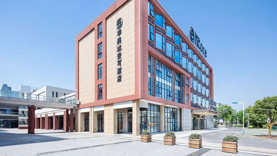Ramada Encore by Wyndham Pudong Airport Exterior