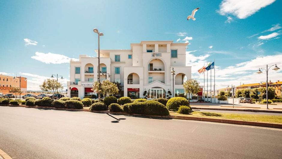 Jazz Hotel Exterior
