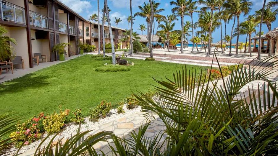 Manchebo Beach Resort & Spa Beach