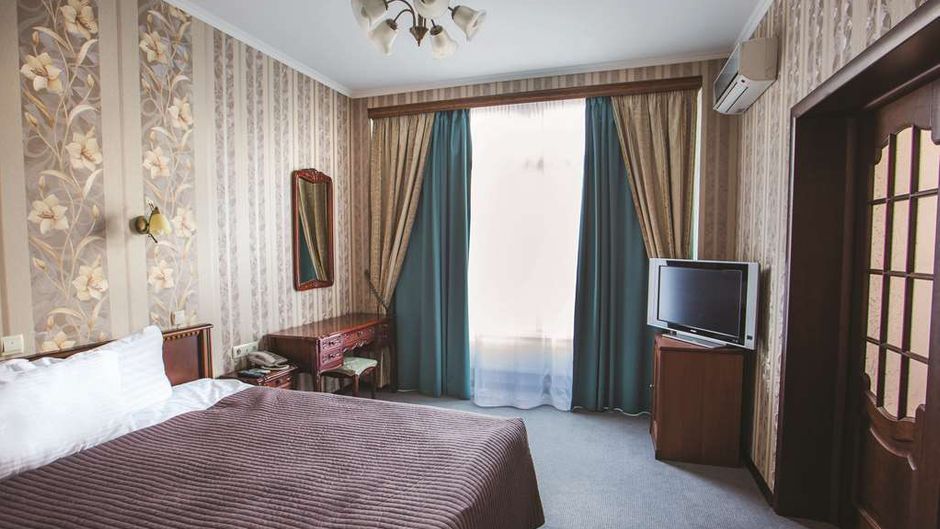 Dnipro Hotel Suite