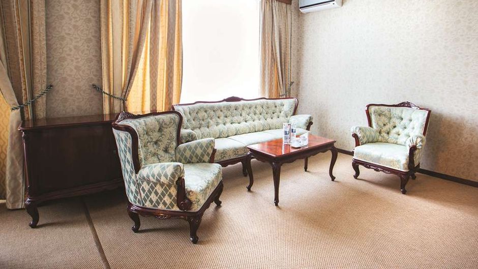 Dnipro Hotel Suite