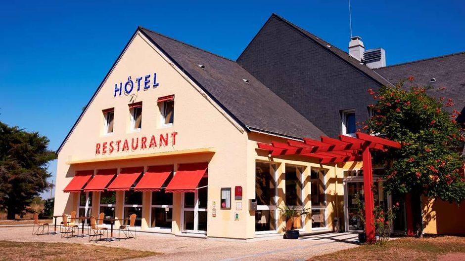 Logis Hotel de la Loire Exterior