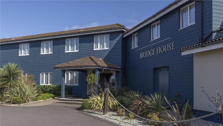 Bridge House Hotel, BW Signature Coll Exterior