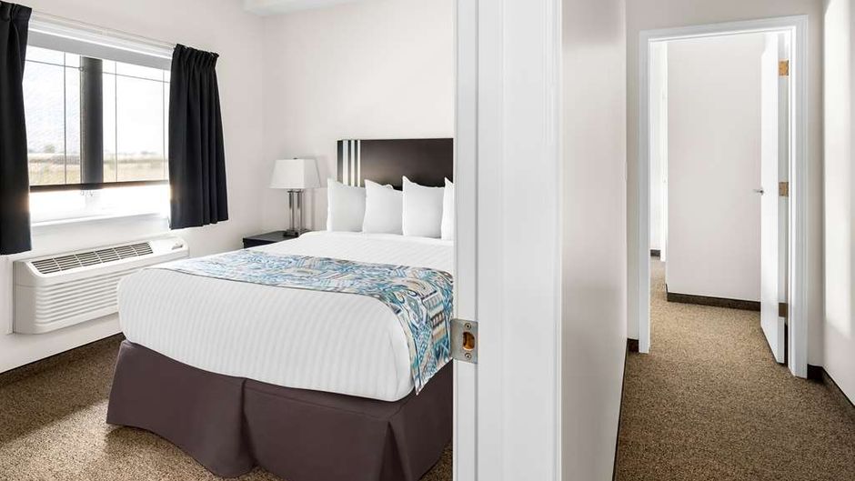 SureStay Studio by Best Western Hardisty Suite