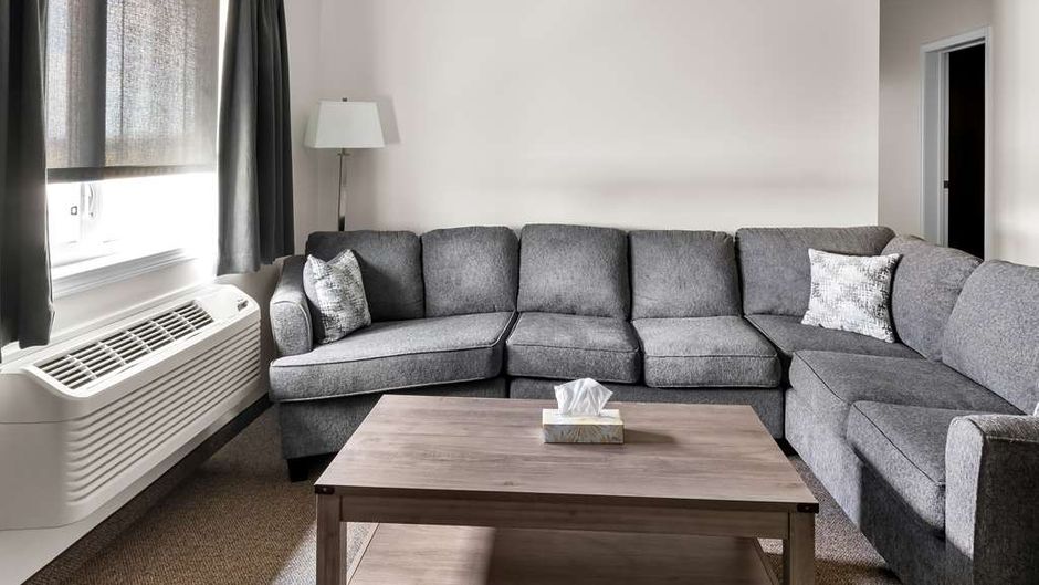 SureStay Studio by Best Western Hardisty Suite