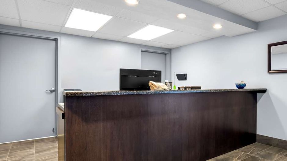 SureStay Studio by Best Western Hardisty Lobby