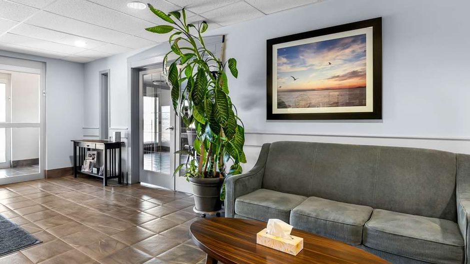 SureStay Studio by Best Western Hardisty Lobby