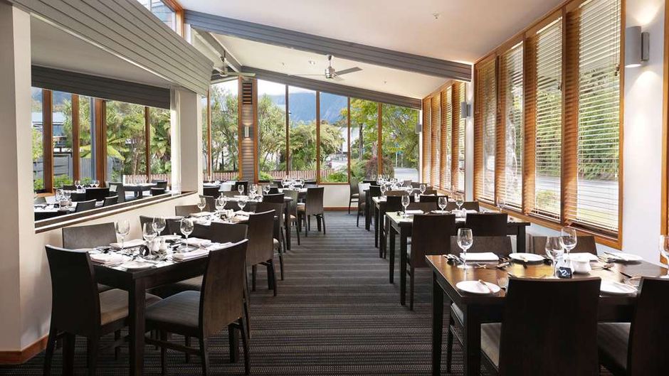 Scenic Hotel Franz Josef Glacier Restaurant