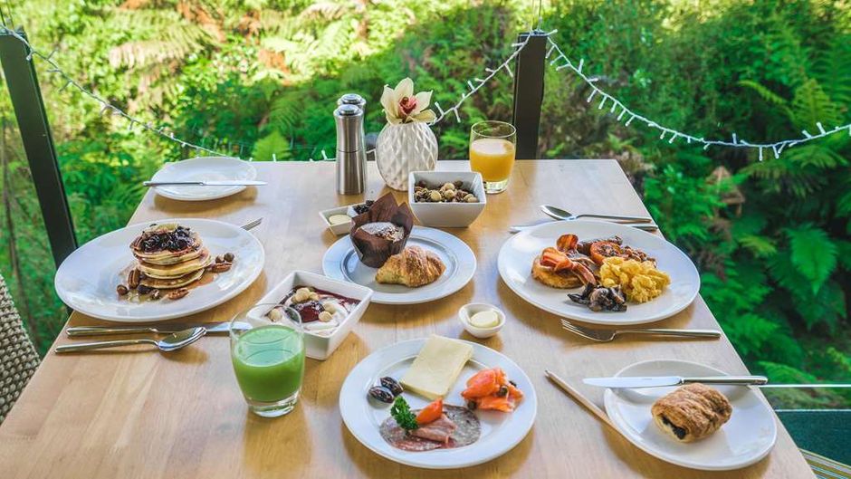 Te Waonui Forest Retreat Restaurant