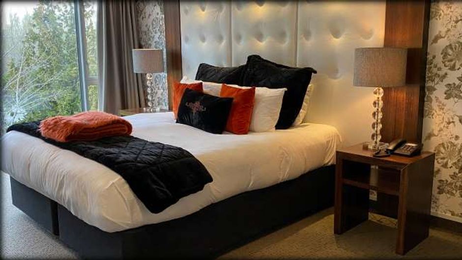 Heartland Hotel Croydon Room