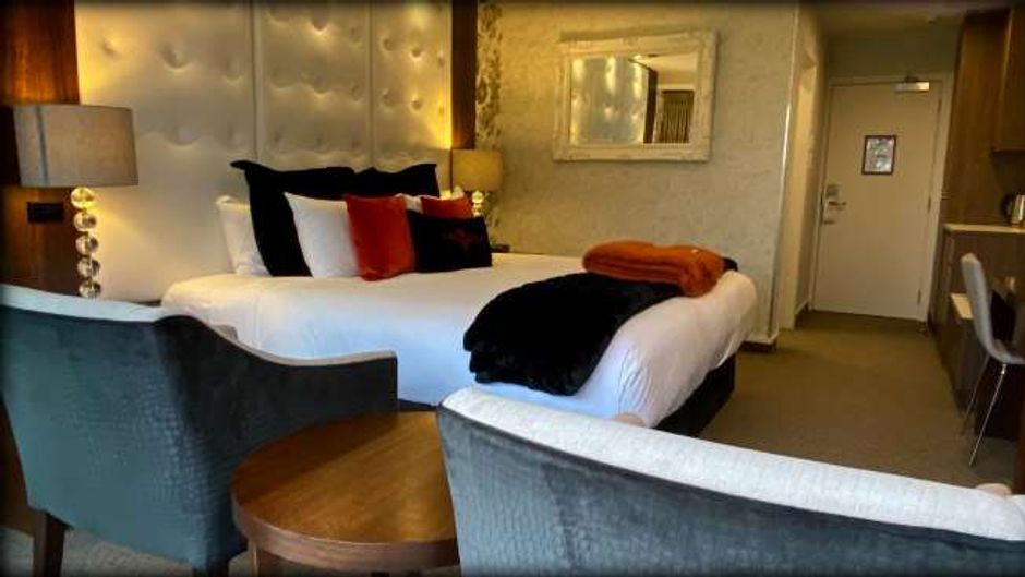 Heartland Hotel Croydon Room