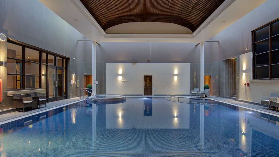 Oulton Hall Pool