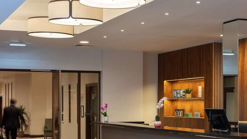 Stratford Manor Lobby