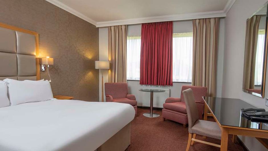 Stratford Manor Room