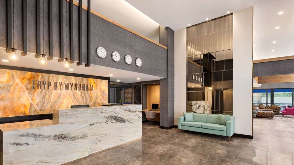 Tryp by Wyndham Istanbul Atasehir Lobby