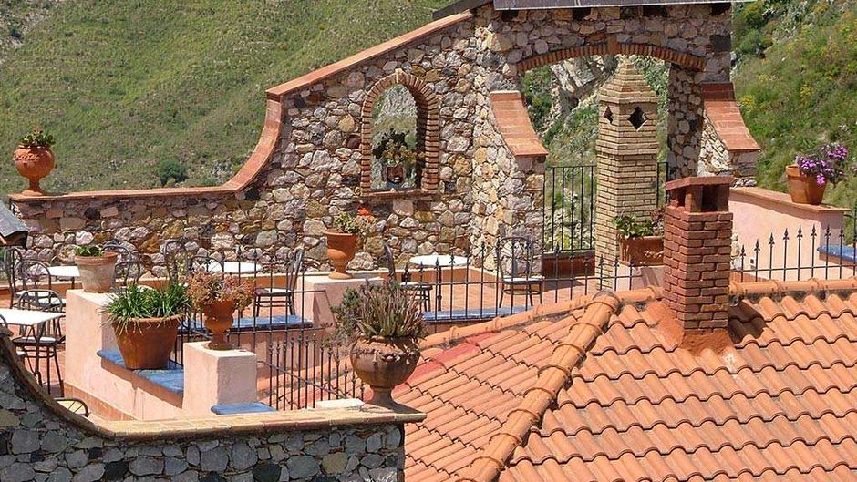 Villa Sonia Hotel Exterior