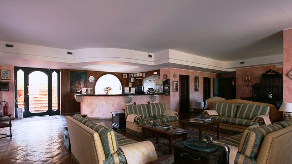 Villa Sonia Hotel Lobby