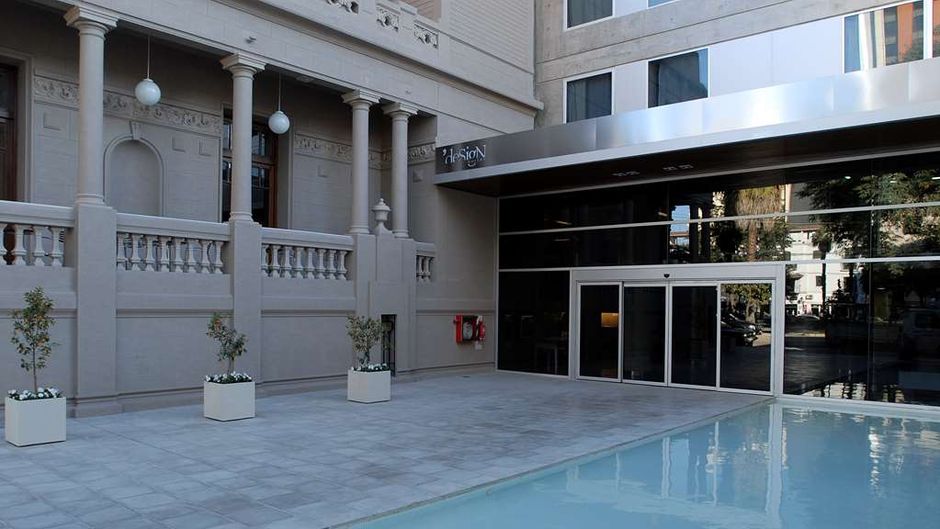 Design Suites Salta Pool